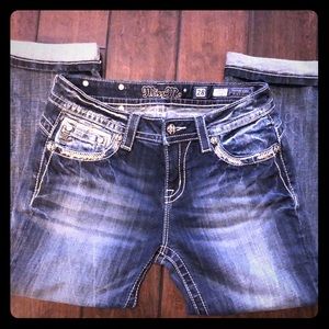 Miss Me BRAND NEW, NEVER WORN! 28